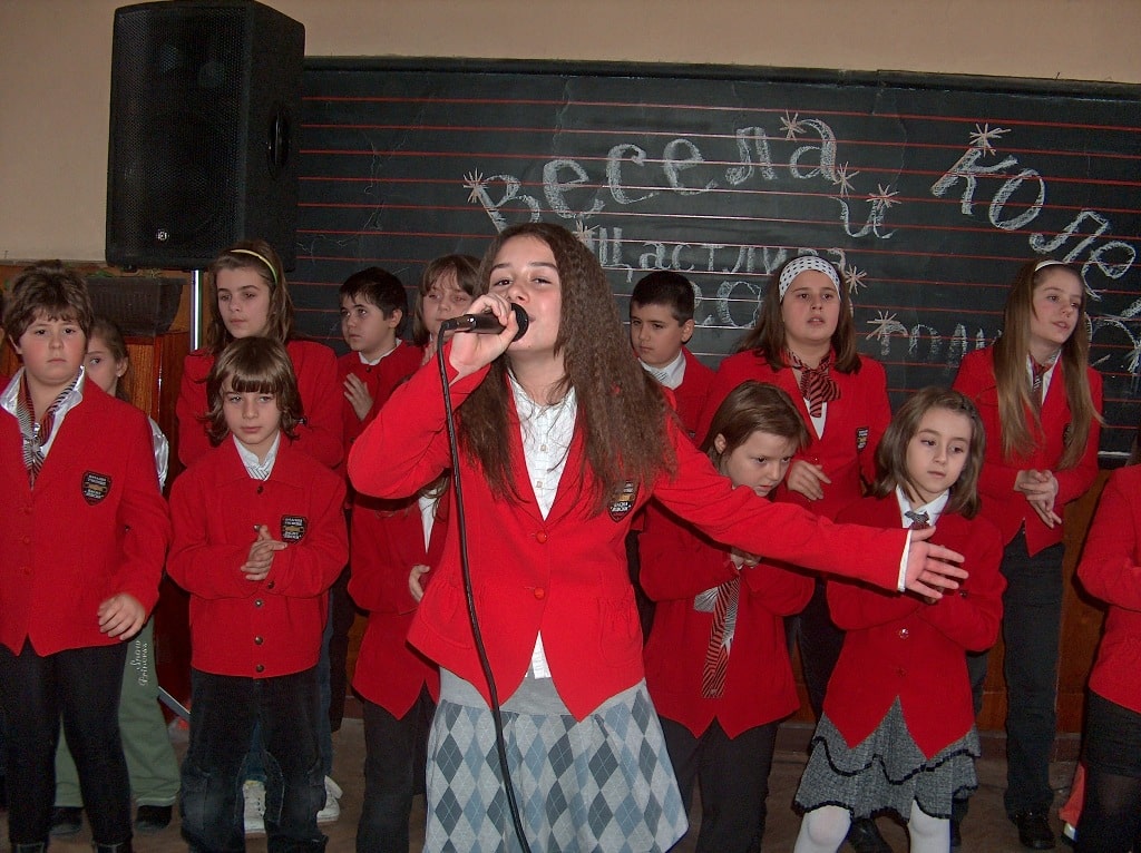 Коледа в училище - декември 2009-4